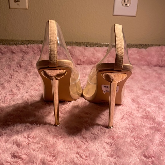Women neutral and clear gold heeled It’s Brand shoe in a Size 11 in Women’s… - Picture 2 of 5